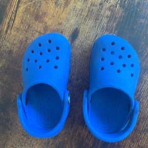 Crocs kids Blue 6 clogs